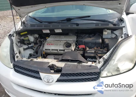 2004 Toyota Sienna Xle z USA, uszkodzony, nr VIN 5TDZA22C34S132650